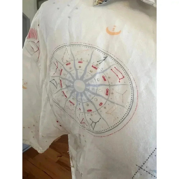 forever 21 crop short sleeve button up astrology design womens size small - Picture 4 of 9